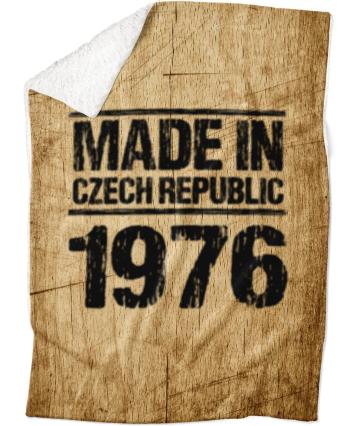 Deka Made In (rok: 1976, Podšití beránkem: ANO)