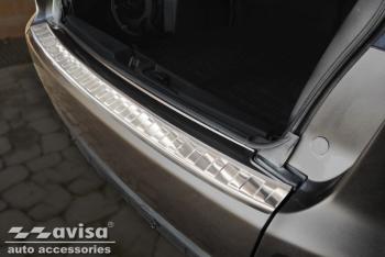 Ochranná lišta hrany kufru Mitsubishi Outlander 2005-2013 (matná)