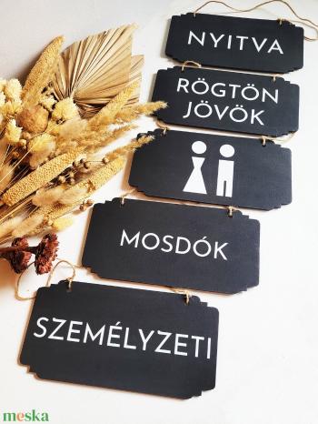 Wc fa tábla, Mosdó, Toilet