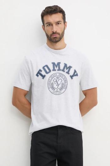 Bavlněné tričko Tommy Jeans šedá barva, s potiskem, DM0DM18542