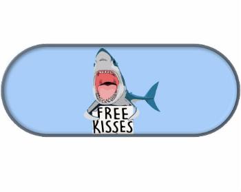 Penál shark free kisses