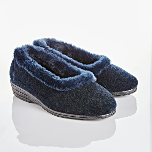 Pohodlné bačkory s kožešinovým lemem