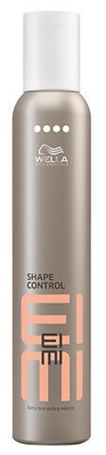 Wella Professionals Extra silná tvarovací pěna na vlasy EIMI Shape Control 500 ml