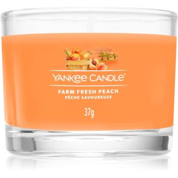 Yankee Candle Farm Fresh Peach votivní svíčka 37 g