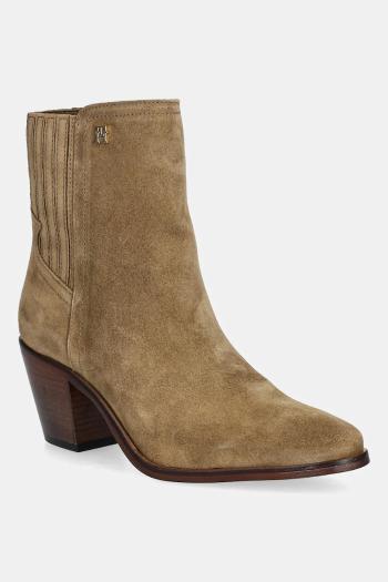 Semišové topánky Tommy Hilfiger WESTERN MID HEEL SUEDE CHELSEA hnedá farba, na podpätku, FW0FW08888