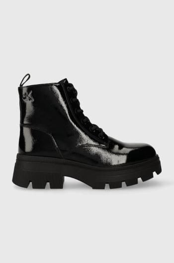 Farmářky Calvin Klein Jeans CHUNKY COMBAT LACEUP BOOT WN dámské, černá barva, na plochém podpatku, YW0YW01265