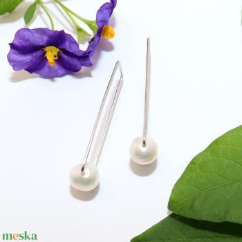 Igazgyöngyös, négyzetes, női ezüst fülbevaló pár (EF.123)