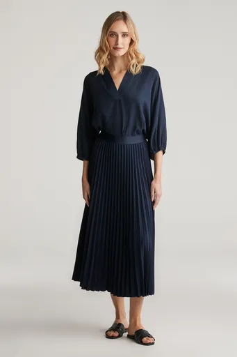 SUKNĚ GANT PLEATED SKIRT EVENING BLUE