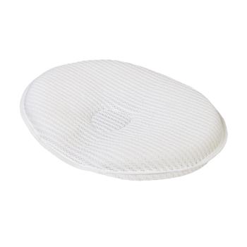 Pernă pentru copii Babymatex SHAPE pentru o circulație eficientă a aerului, 33 x 26 cm