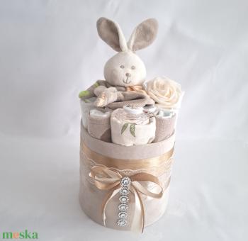 Nyuszika pelenkatorta, 2-5kg pelenkatorony, babaváró csomag