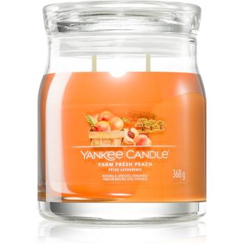 Yankee Candle Farm Fresh Peach vonná svíčka Signature 368 g