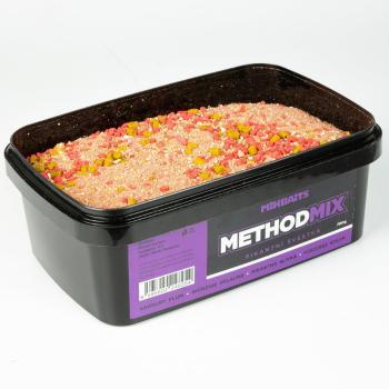 Mikbaits method mix 700 g - pikantní švestka