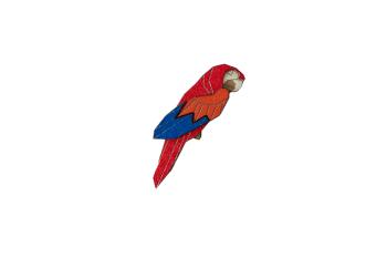 Brož Ara Parrot Brooch ze dřeva s praktickým zapínáním a možností výměny či vrácení do 30 dnů zdarma.