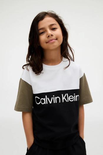 Detské bavlnené tričko Calvin Klein Jeans čierna farba, s potlačou, IB0IB02528