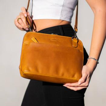 Dámská kožená crossbody kabelka Sparwell Apolen - koňak