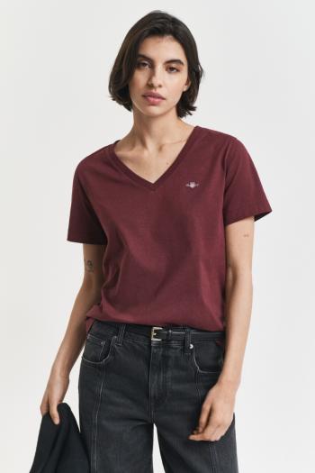 TRIČKO GANT REG SHIELD SS V-NECK T-SHIRT PLUM WINE