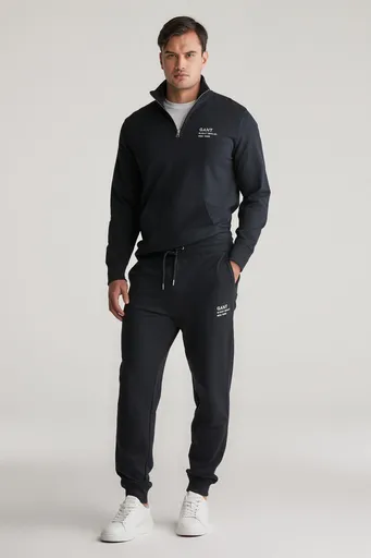 TEPLÁKY GANT SCRIPT GRAPHIC JERSEY SWEAT PANTS BLACK