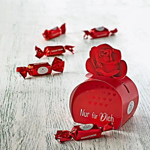 Pralinky v krabičce s růží