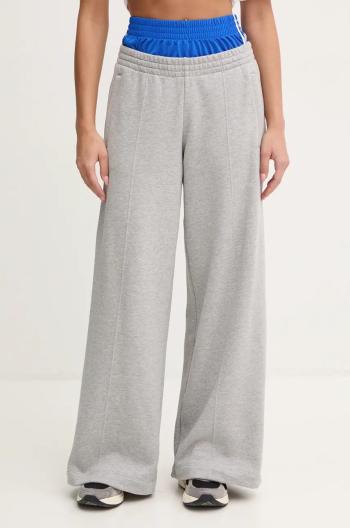 Bavlněné tepláky adidas Originals Ksenia SweatPant šedá barva, IW5670