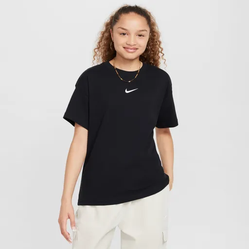 Nike Sportswear Essential Big Kids (Girls) T-Shirt S