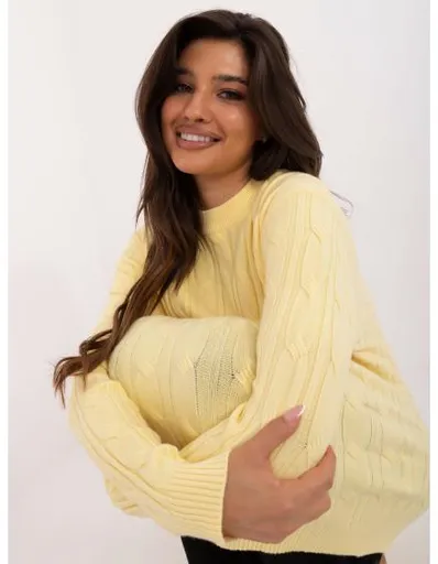 Dámský svetr s plédy a manžetami světle žlutý