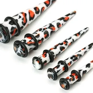 Taper do ucha leopardí vzor, dvě gumičky - Tloušťka piercingu: 10 mm