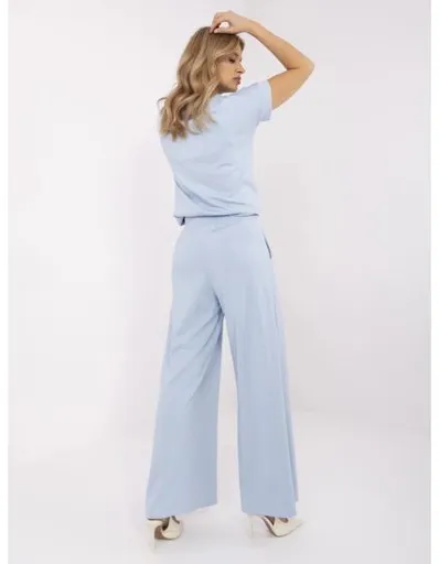 Světle modré basic tepláky typu palazzo