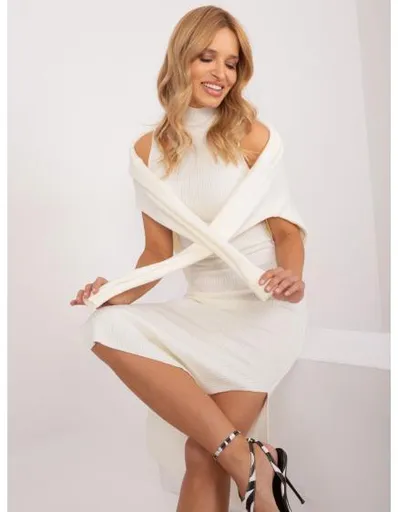 Dámský komplet s dámský svetrem oversize ecru