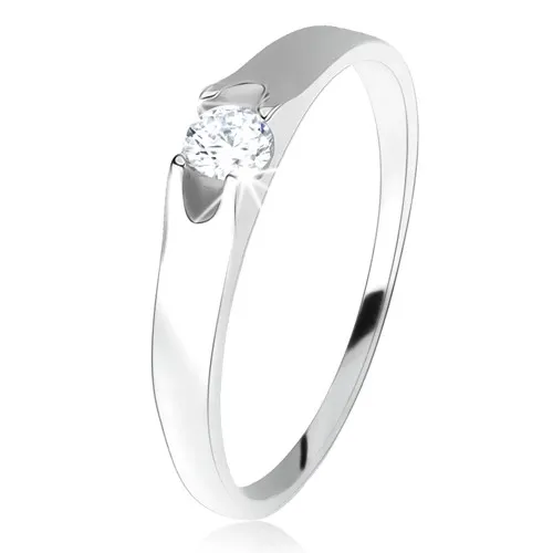 Prsten ze stříbra 925, kulatý čirý zirkon se dvěma výřezy po stranách - Velikost: 47