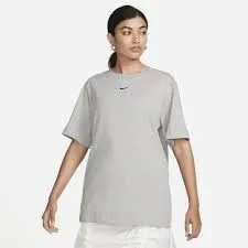 Nike Sportswear Essential Womens T-Shirt L