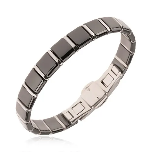 Náramek z černých čtvercových keramických článků, ocelové proužky
