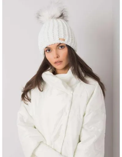 Dámská čepice zimní bílá