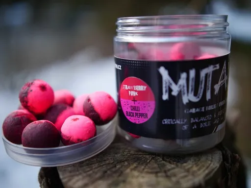 G.B.U. Boilies Mutant Strawberry Punk + Chilli + Black Pepper 130g,G.B.U. Boilies Mutant Strawberry Punk + Chilli + Black Pepper 130g