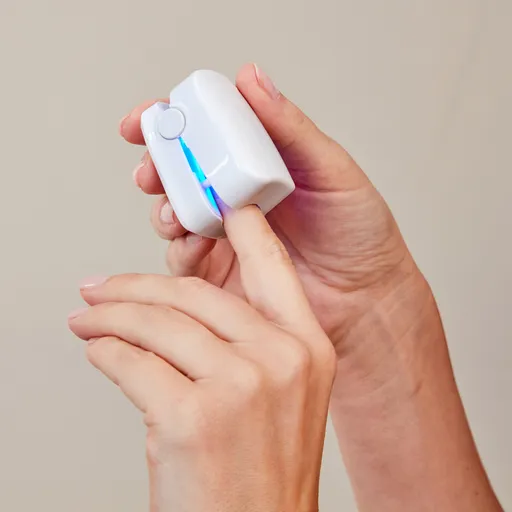 Zařízení na odstranění plísní na nehtech