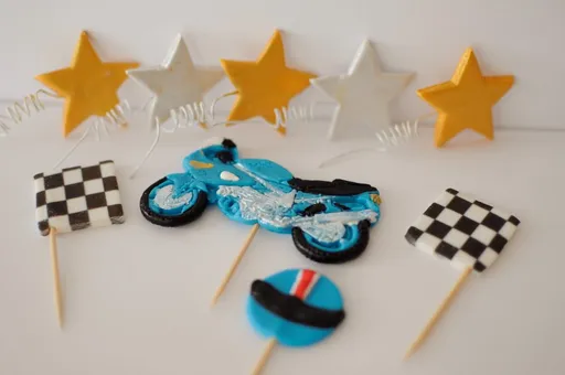 Motorka – sada cukrových zápichů na dort, 2D (dvourozměrné) -