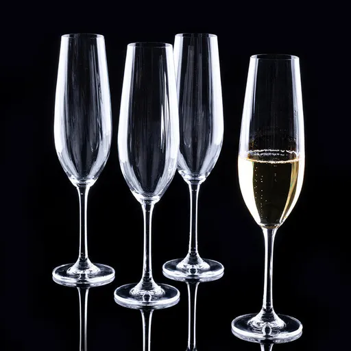 Sada 4 ks křišťálových sklenic na šampaňské s jemnou vlnkou 260 ml