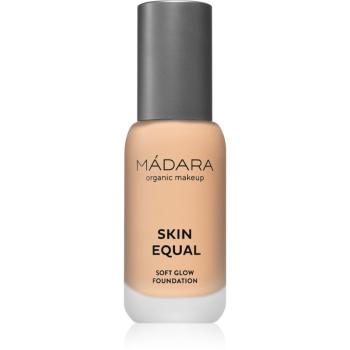 MÁDARA Skin Equal rozjasňující make-up pro přirozený vzhled SPF 15 odstín #40 Sand 30 ml