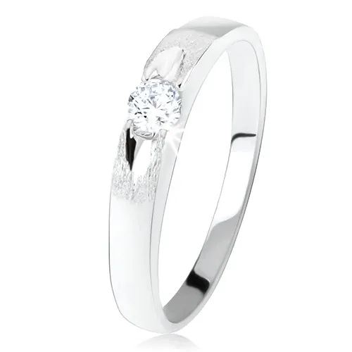 Prsten ze stříbra 925, kulatý čirý zirkon, saténový povrch s lesklou ozdobou - Velikost: 49