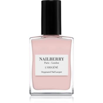 NAILBERRY L'Oxygéné lak na nehty odstín A Touch Of Powder 15 ml