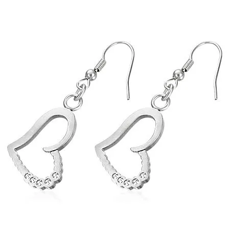 Ocelové náušnice stříbrné barvy, šikmé srdce s čirými zirkony