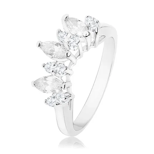 Prsten ve stříbrné barvě, čirá zirkonová zrnka, lesklá ramena - Velikost: 59