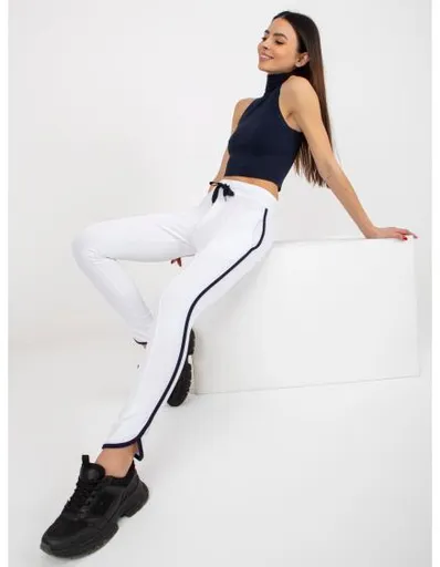 Dámské tepláky basic s rozparkem RUE PARIS bílé