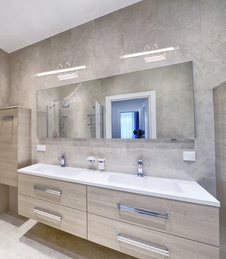 Chromová LED 5W koupelnová nástěnná lampa nad zrcadlem Linea