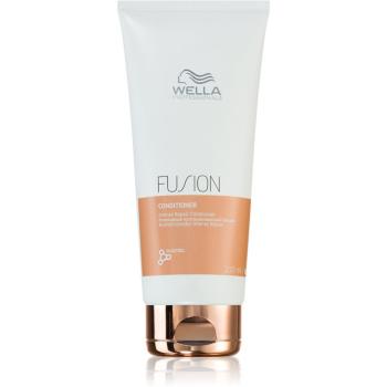 Wella Professionals Fusion intenzivně regenerační kondicionér pro poškozené vlasy 200 ml