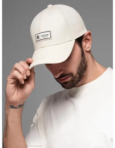 Pánská baseballová čepice s kšiltem a nášivkou – krémová V4 OM-ACCS-0103