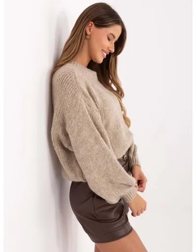 Bežový oversize svetr s nafouknutými rukávy