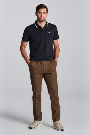 KALHOTY GANT D1. HALLDEN TWILL JOGGER RICH BROWN