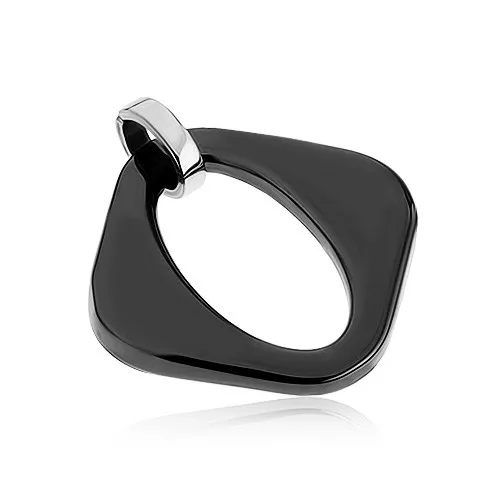 Keramický přívěsek černé barvy, kosočtverec s oválným výřezem