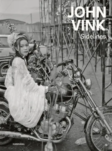 Sidelines - John Vink