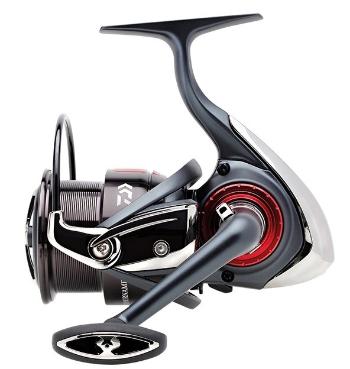 Daiwa naviják 21 tournament feeder 25 qd